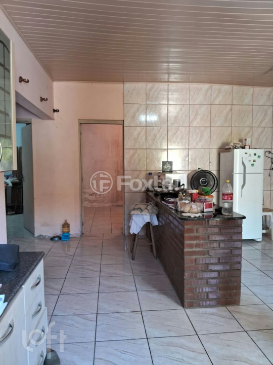 Casa à venda com 3 quartos, 120m² - Foto 2