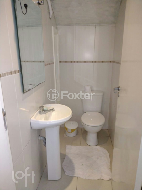 Casa de Condomínio à venda com 3 quartos, 129m² - Foto 1