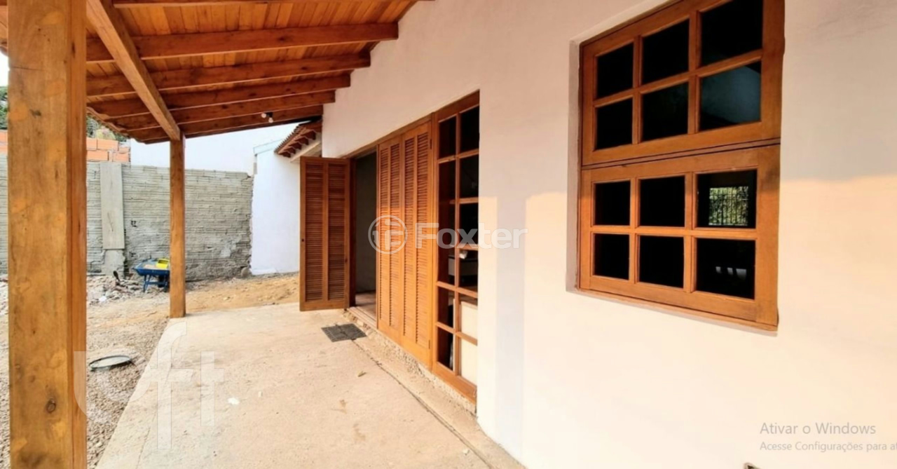 Casa à venda com 3 quartos, 140m² - Foto 2