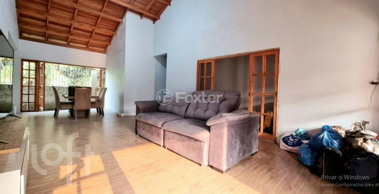 Casa à venda com 3 quartos, 140m² - Foto 3