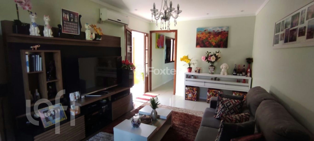 Casa à venda com 3 quartos, 200m² - Foto 3