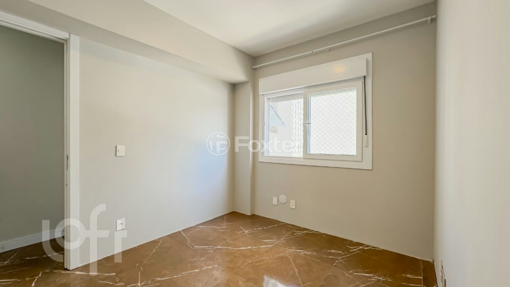 Apartamento à venda com 3 quartos, 81m² - Foto 18
