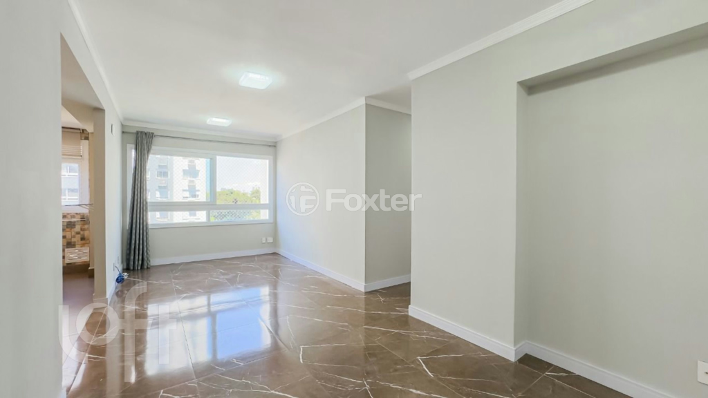 Apartamento à venda com 3 quartos, 81m² - Foto 2