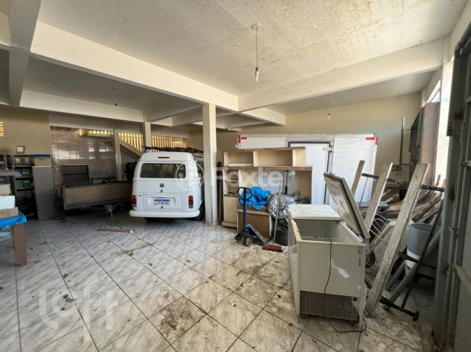 Casa à venda com 4 quartos, 120m² - Foto 27