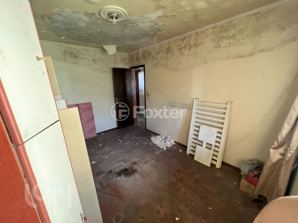 Casa à venda com 4 quartos, 120m² - Foto 18