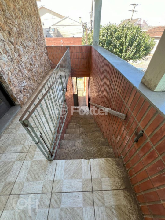 Casa à venda com 4 quartos, 120m² - Foto 3