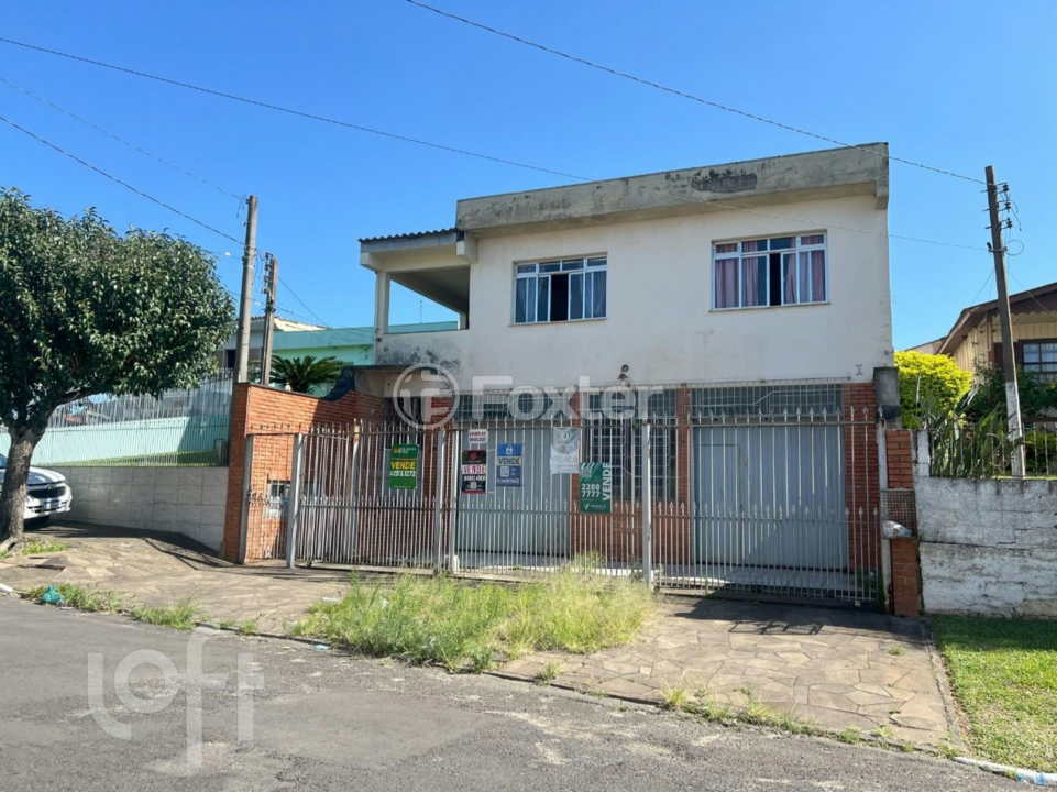 Casa à venda com 4 quartos, 120m² - Foto 1