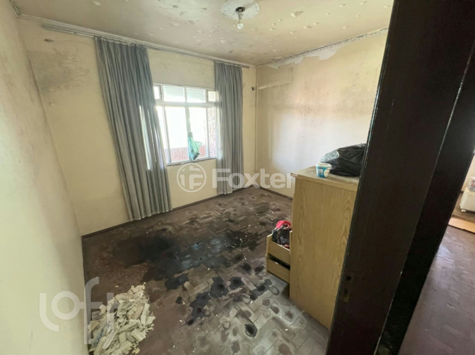 Casa à venda com 4 quartos, 120m² - Foto 15