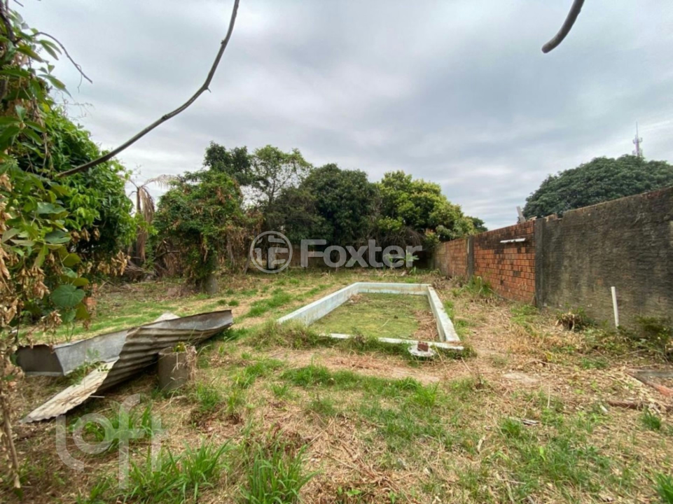 Casa à venda com 4 quartos, 210m² - Foto 3