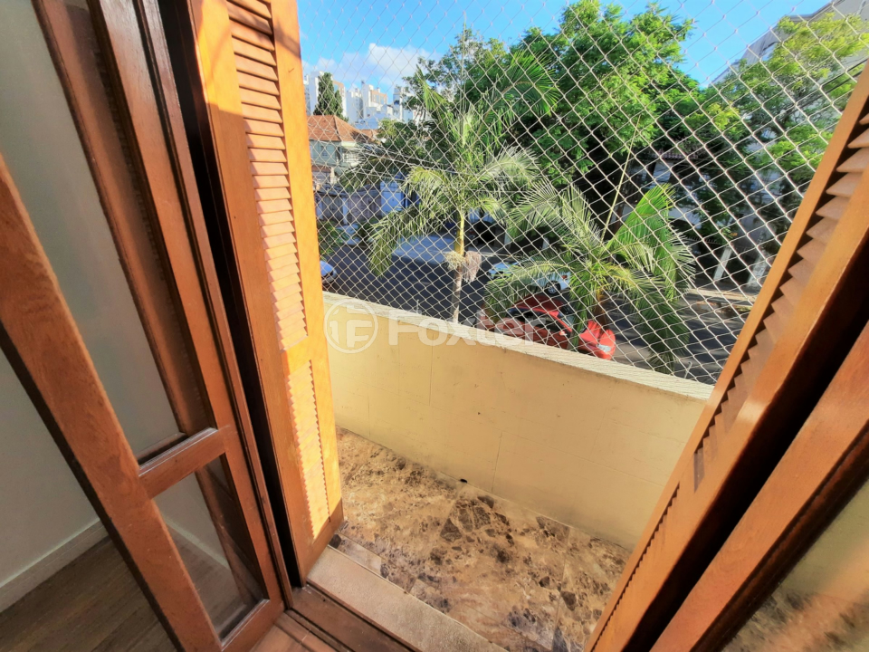 Apartamento à venda com 2 quartos, 71m² - Foto 2