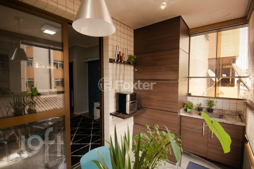 Apartamento à venda com 3 quartos, 101m² - Foto 11