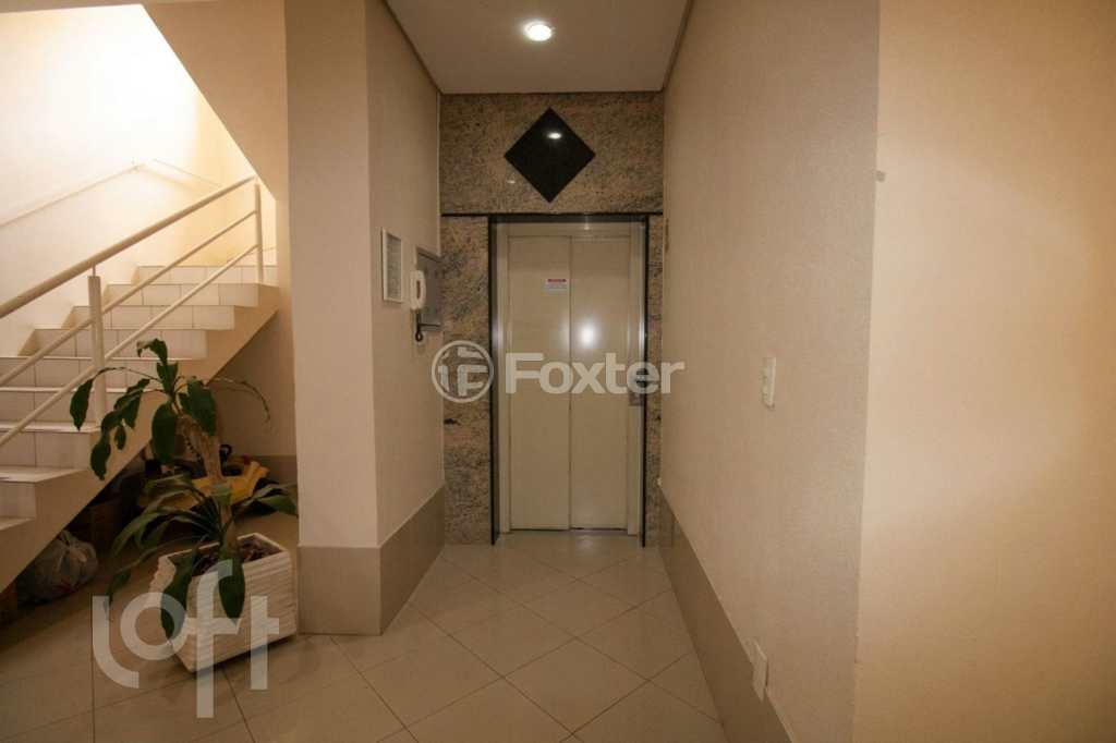 Apartamento à venda com 3 quartos, 101m² - Foto 28