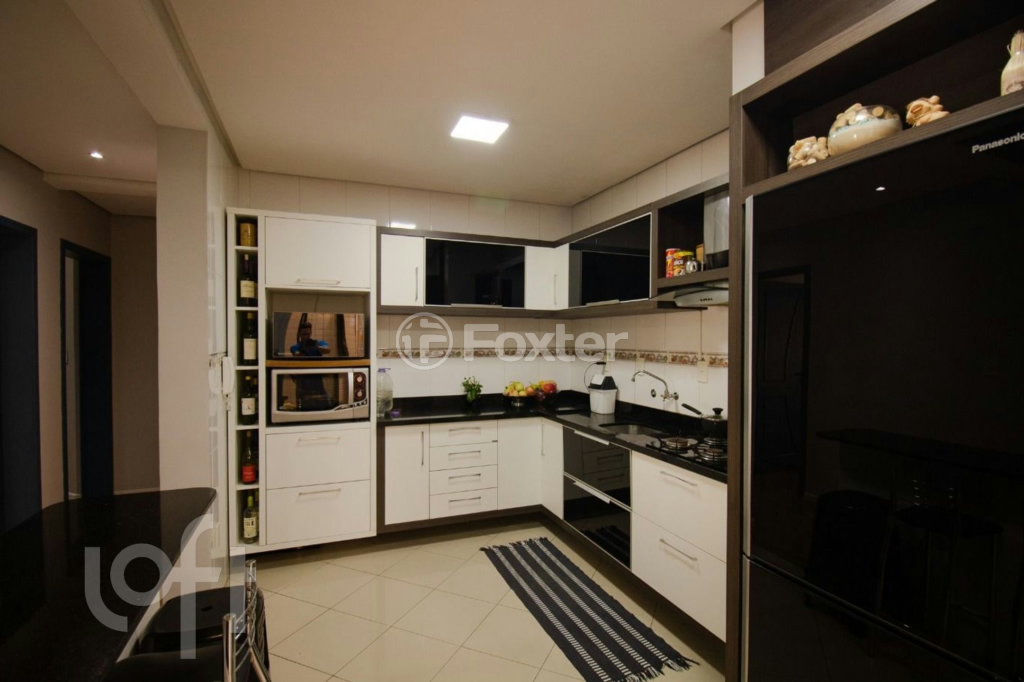 Apartamento à venda com 3 quartos, 101m² - Foto 8
