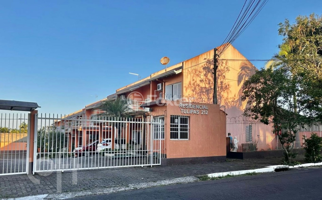 Casa de Condomínio à venda com 2 quartos, 83m² - Foto 1