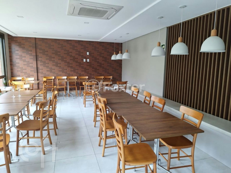 Apartamento à venda com 2 quartos, 70m² - Foto 9