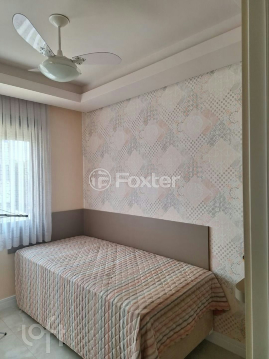 Apartamento à venda com 2 quartos, 70m² - Foto 18