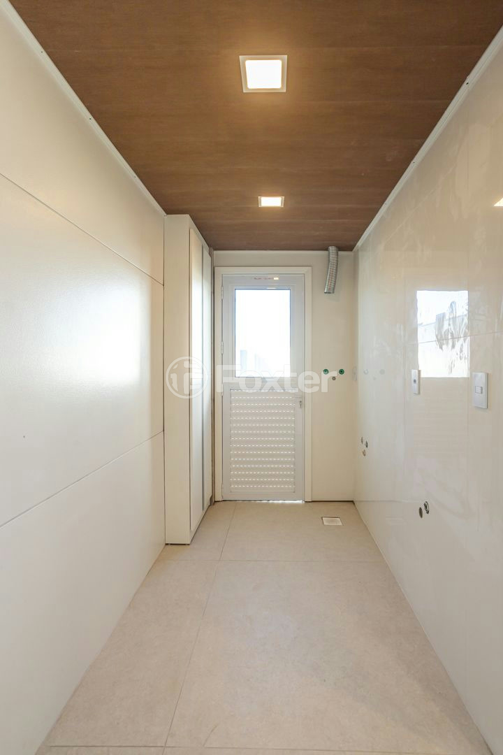 Casa de Condomínio à venda com 3 quartos, 235m² - Foto 47