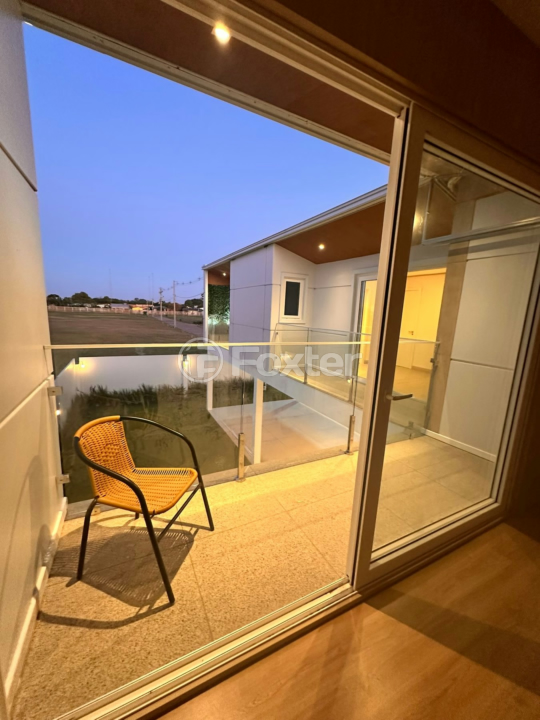 Casa de Condomínio à venda com 3 quartos, 235m² - Foto 56