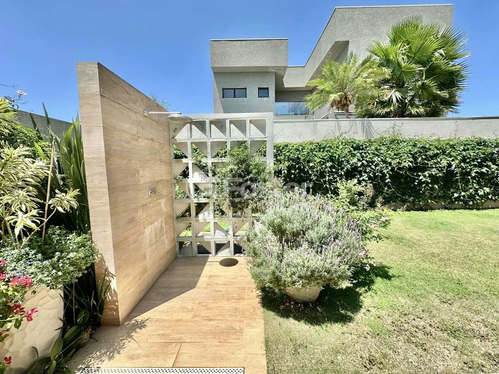 Casa de Condomínio à venda com 4 quartos, 525m² - Foto 30