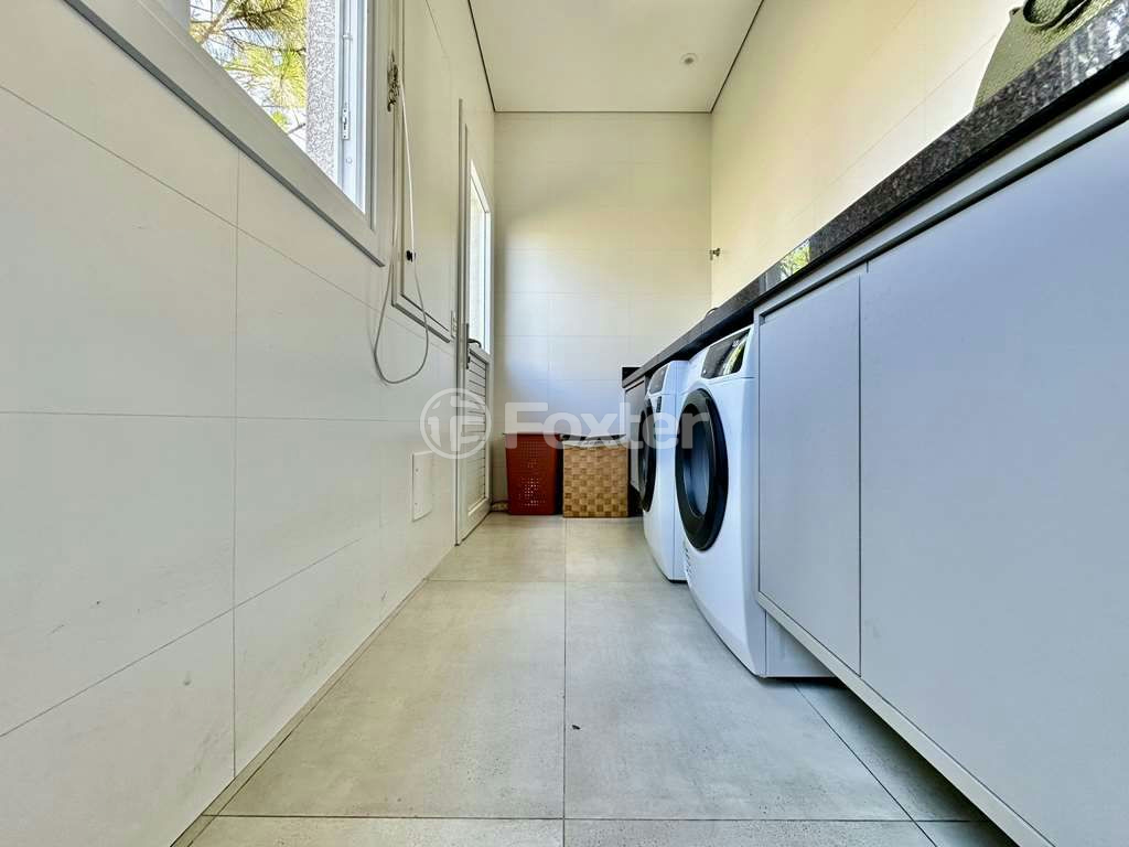 Casa de Condomínio à venda com 4 quartos, 525m² - Foto 49