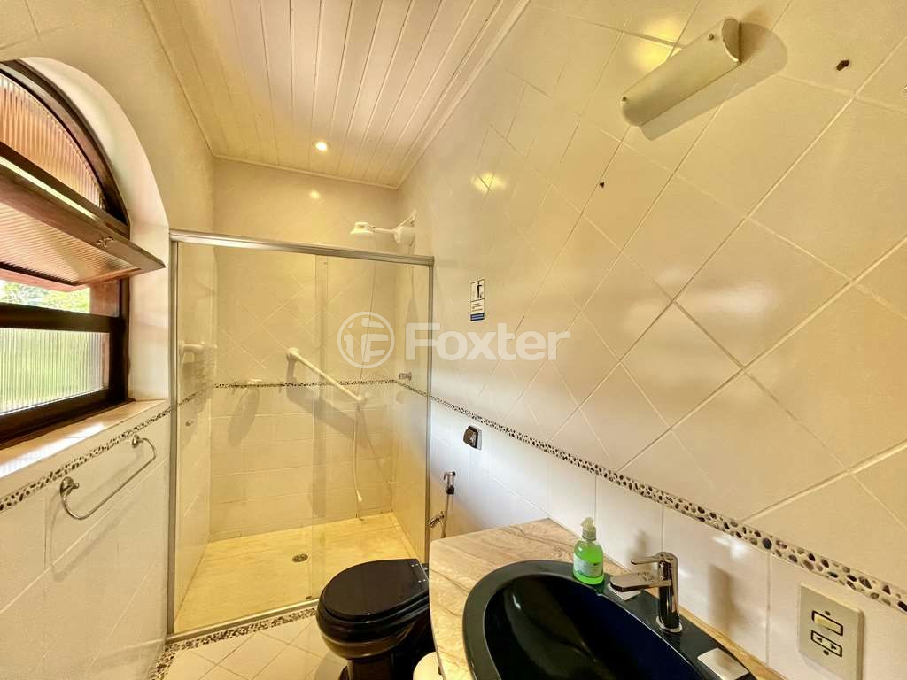 Casa de Condomínio à venda com 4 quartos, 2413m² - Foto 10