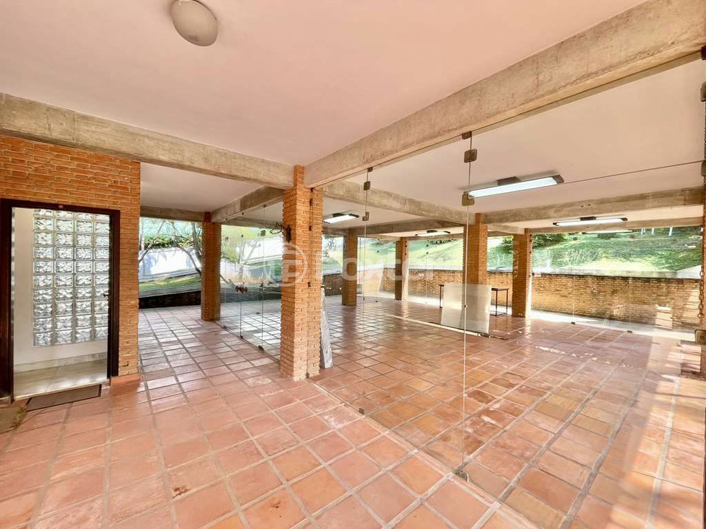Casa de Condomínio à venda com 4 quartos, 2413m² - Foto 7