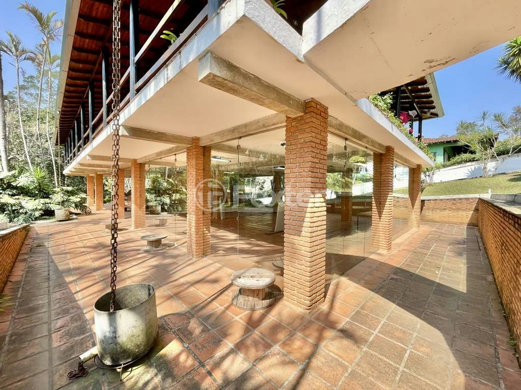 Casa de Condomínio à venda com 4 quartos, 2413m² - Foto 20