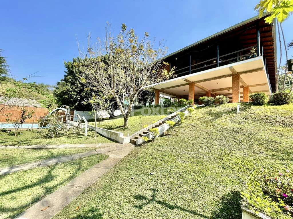 Casa de Condomínio à venda com 4 quartos, 2413m² - Foto 26