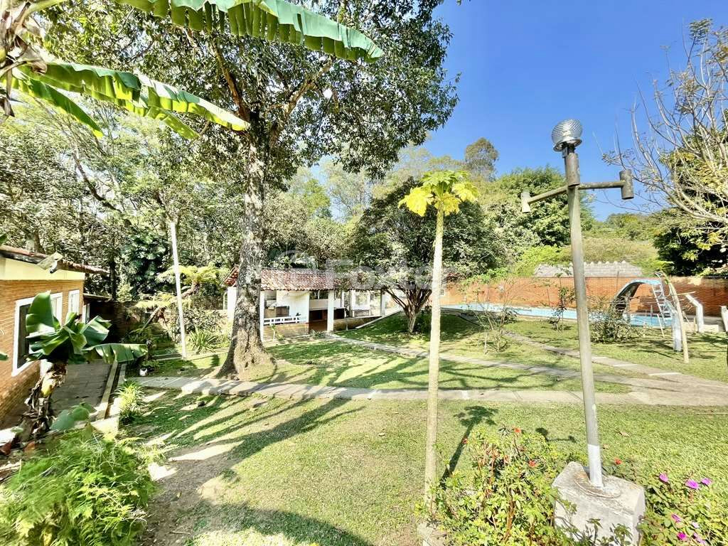 Casa de Condomínio à venda com 4 quartos, 2413m² - Foto 52