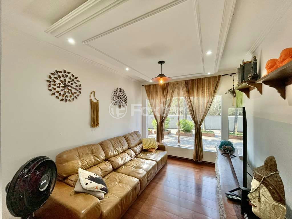 Casa de Condomínio à venda com 3 quartos, 477m² - Foto 2