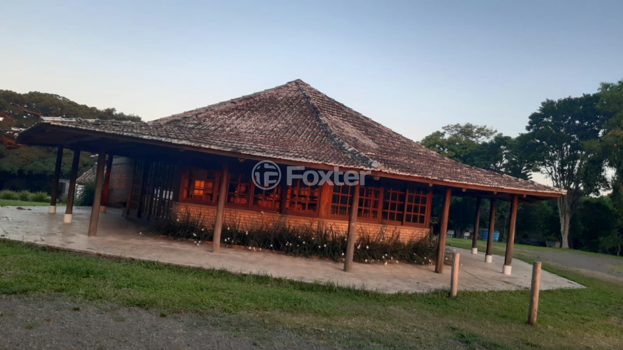 Sítio à venda com 3 quartos, 1085m² - Foto 17