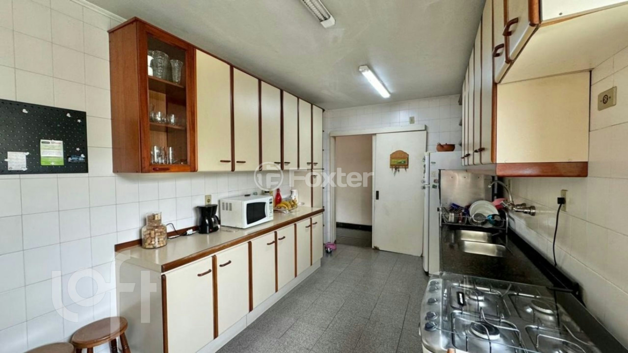 Apartamento à venda com 3 quartos, 129m² - Foto 19