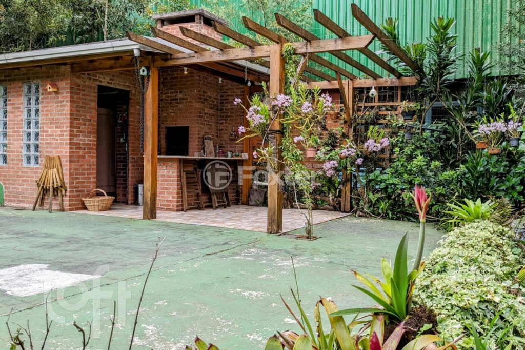 Casa de Condomínio à venda com 3 quartos, 204m² - Foto 4