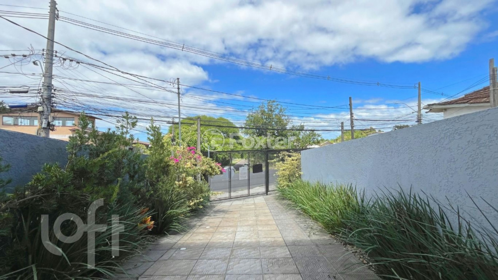 Casa à venda com 3 quartos, 187m² - Foto 2
