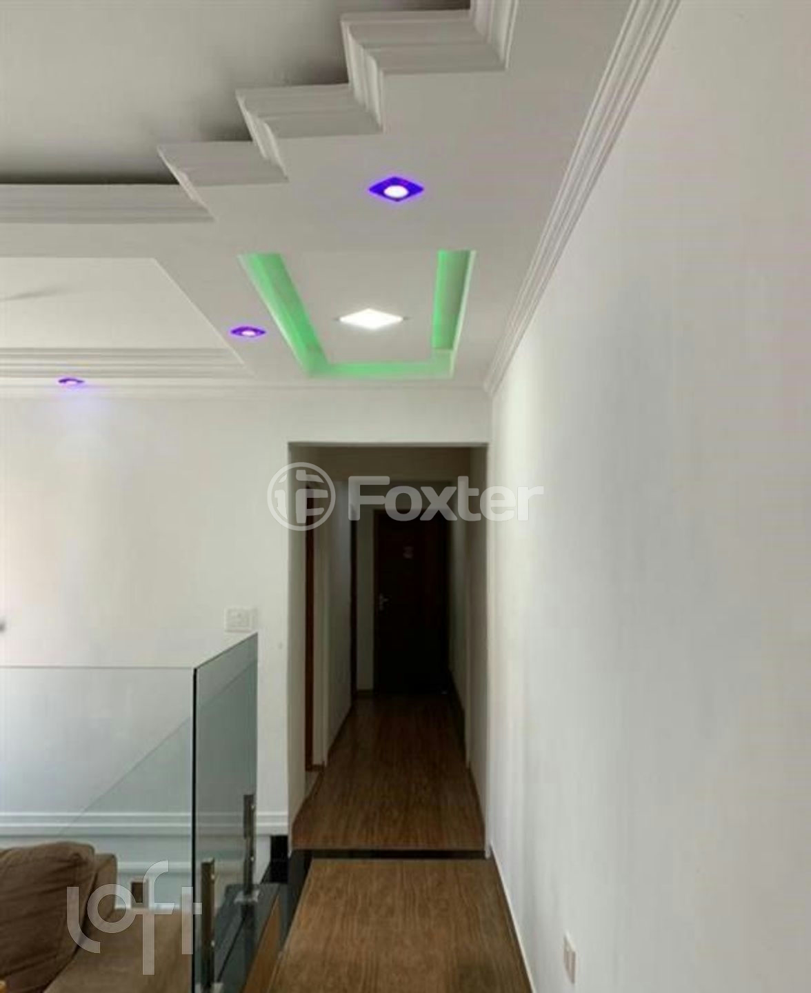 Casa à venda com 3 quartos, 219m² - Foto 1