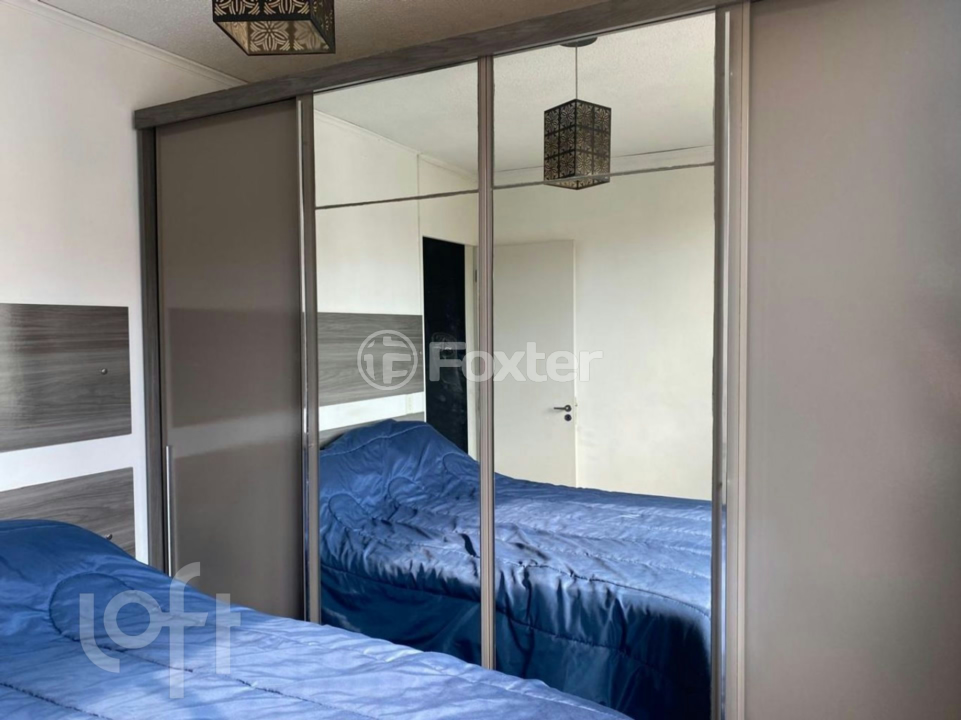 Apartamento à venda com 2 quartos, 42m² - Foto 2
