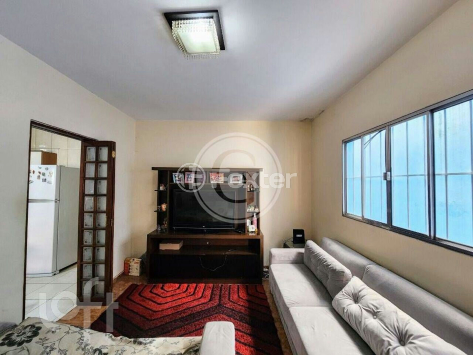 Casa à venda com 3 quartos, 180m² - Foto 2