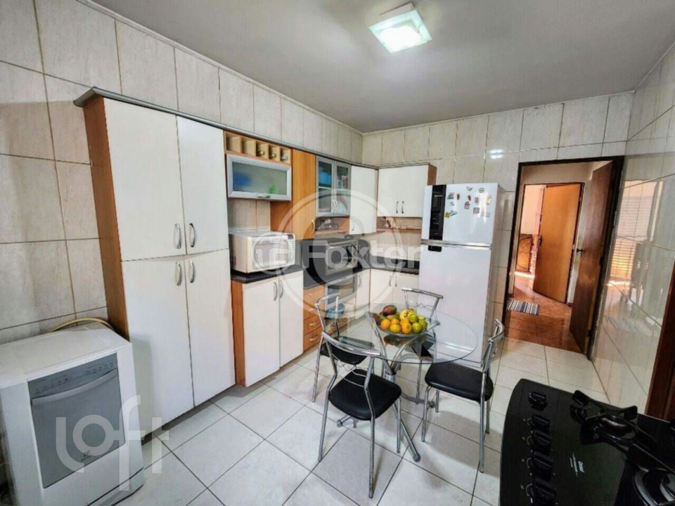 Casa à venda com 3 quartos, 180m² - Foto 7