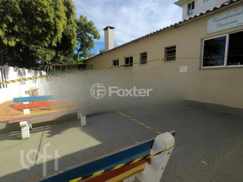 Apartamento à venda com 2 quartos, 42m² - Foto 7