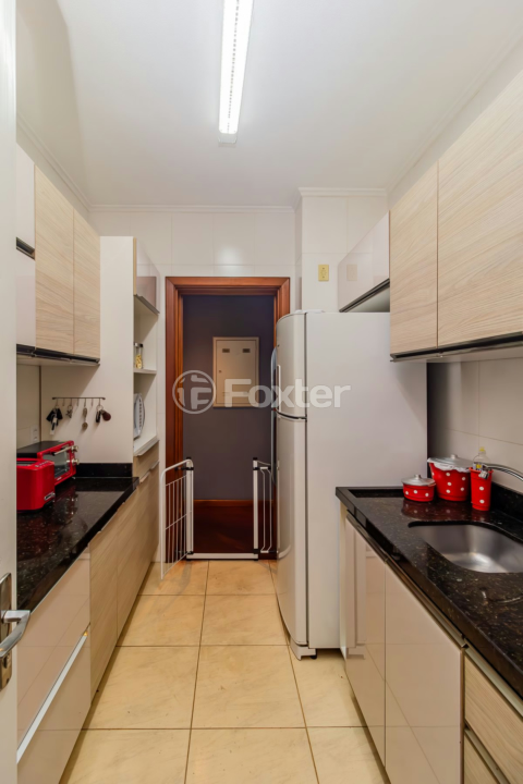 Apartamento à venda com 3 quartos, 99m² - Foto 23