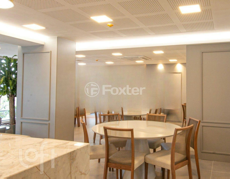 Apartamento à venda com 3 quartos, 233m² - Foto 10