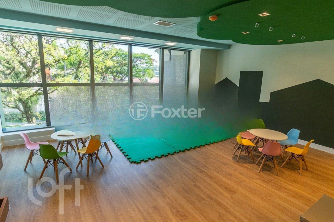 Apartamento à venda com 3 quartos, 233m² - Foto 31