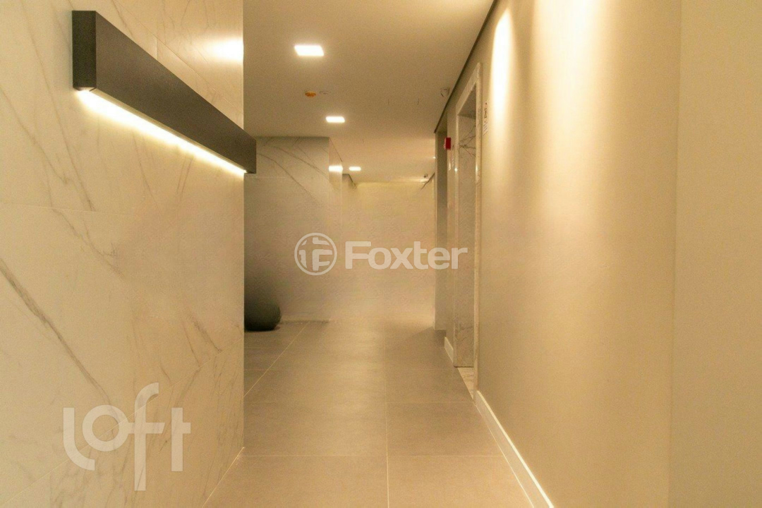 Apartamento à venda com 3 quartos, 233m² - Foto 56