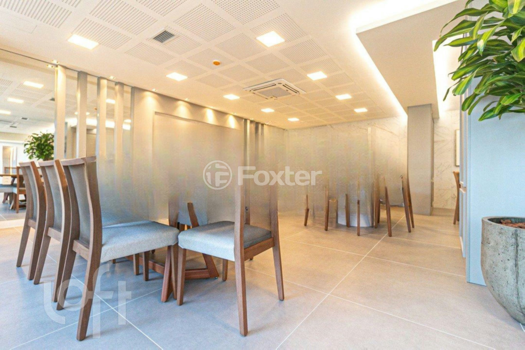 Apartamento à venda com 3 quartos, 233m² - Foto 7