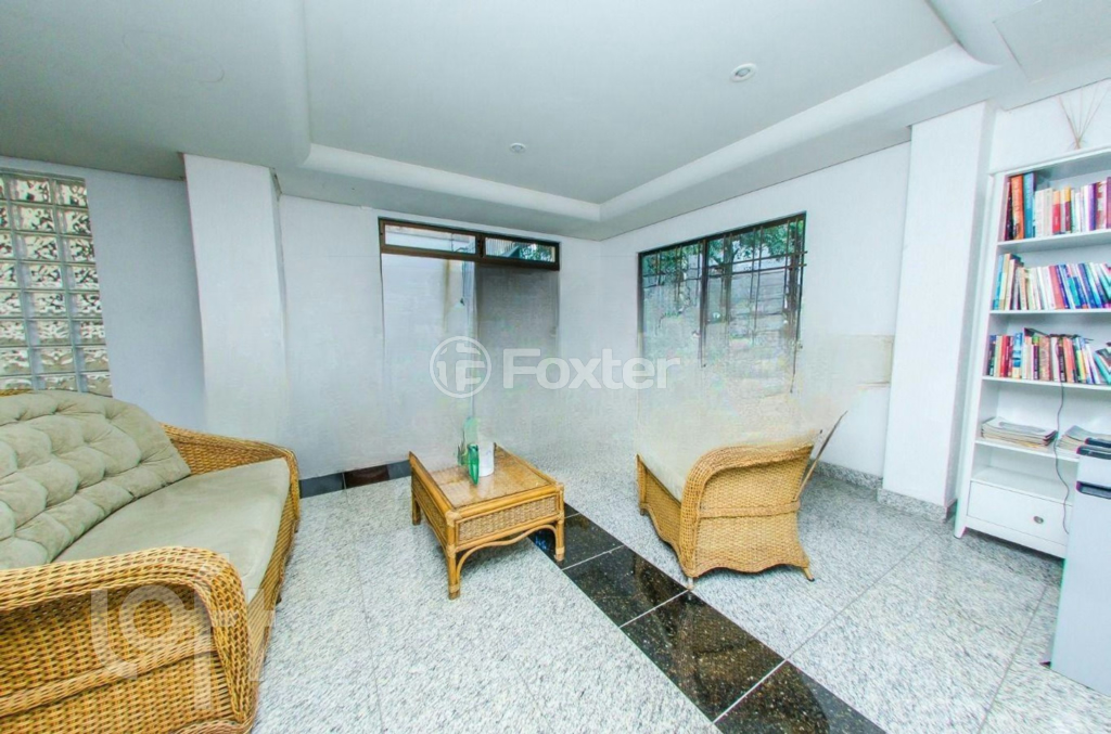 Cobertura à venda com 4 quartos, 228m² - Foto 2