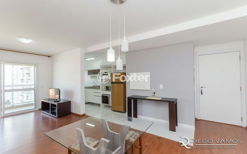 Apartamento à venda com 3 quartos, 82m² - Foto 1