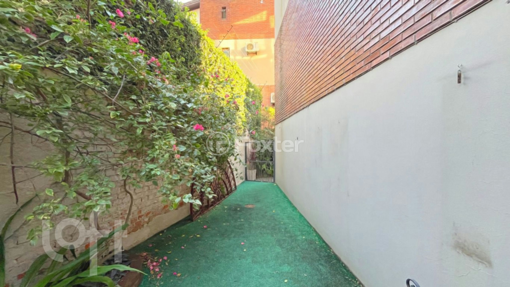 Casa de Condomínio à venda com 3 quartos, 226m² - Foto 42