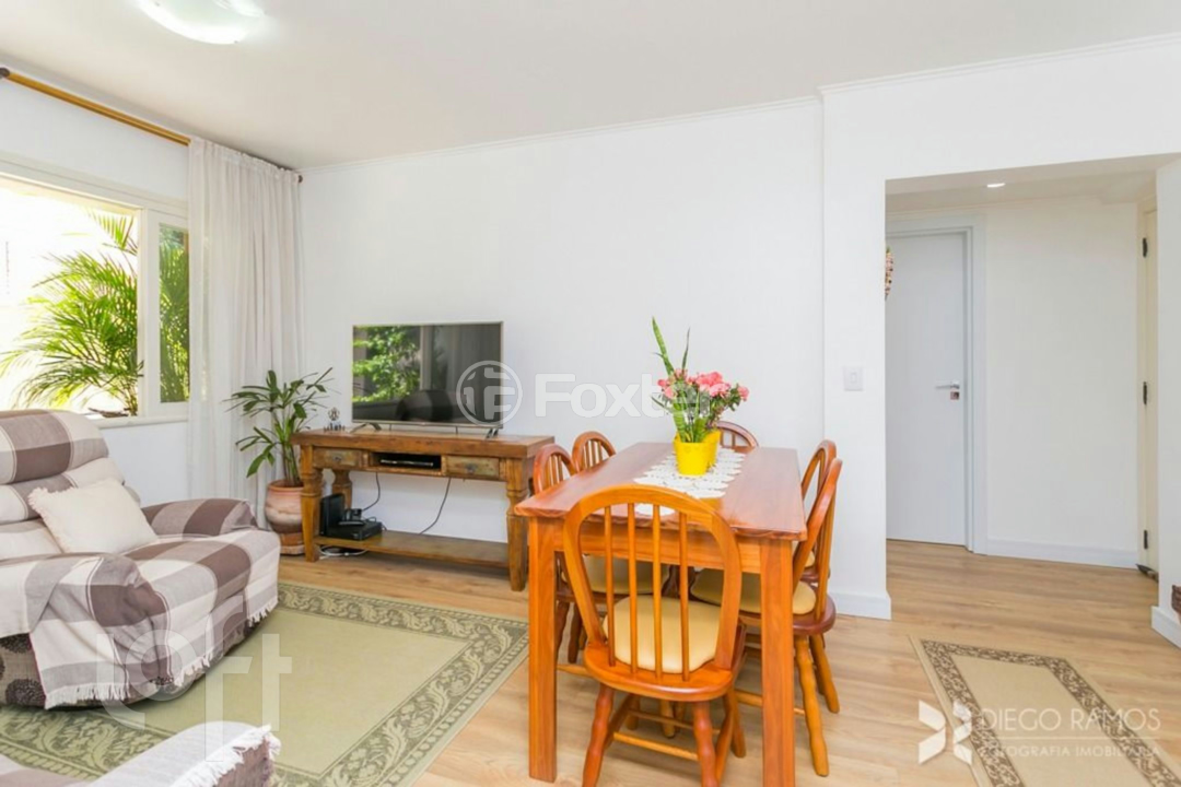 Apartamento à venda com 2 quartos, 70m² - Foto 5