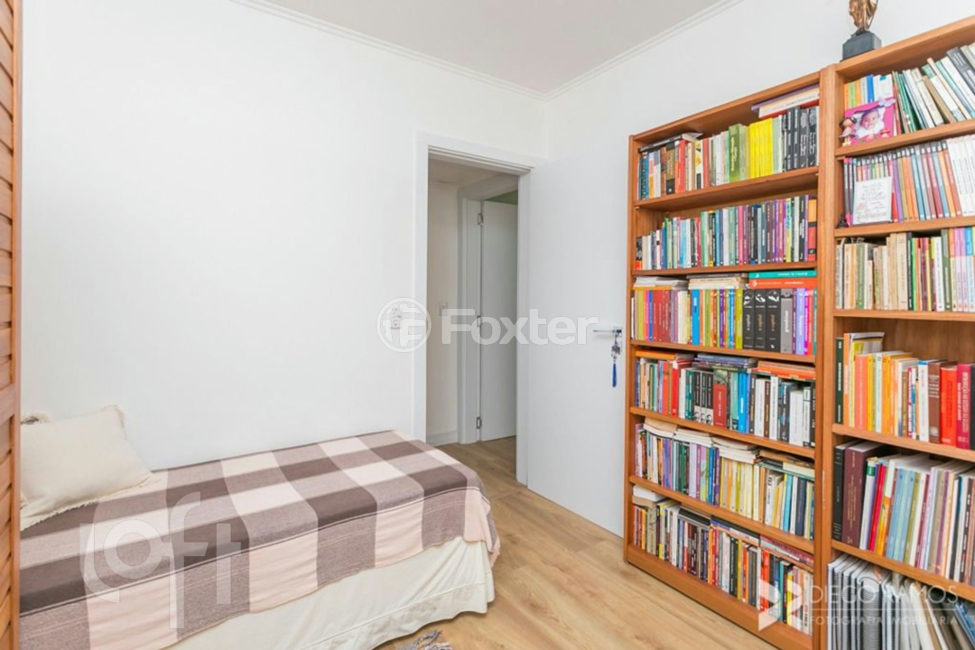 Apartamento à venda com 2 quartos, 70m² - Foto 15