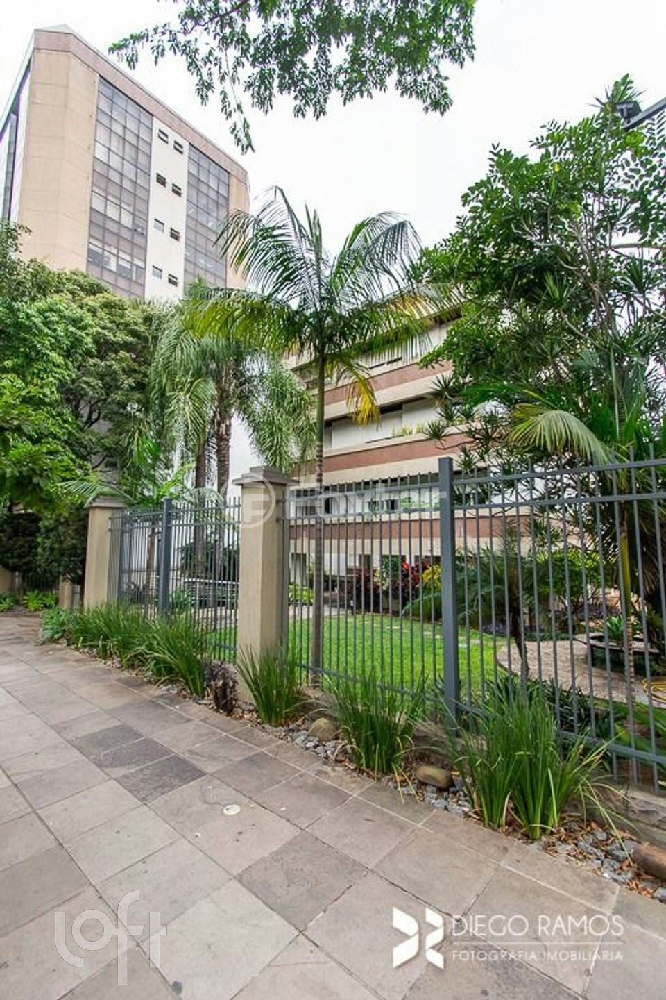 Apartamento à venda com 2 quartos, 70m² - Foto 30